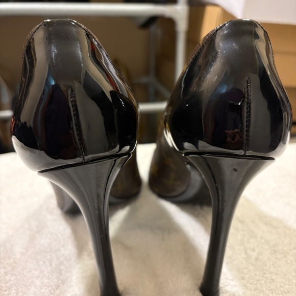 Louis Vuitton  Cherie pumps size 40 - Picture 5 of 9